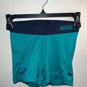 NIKE SHORTS/ADIDAS HAT BUNDLE